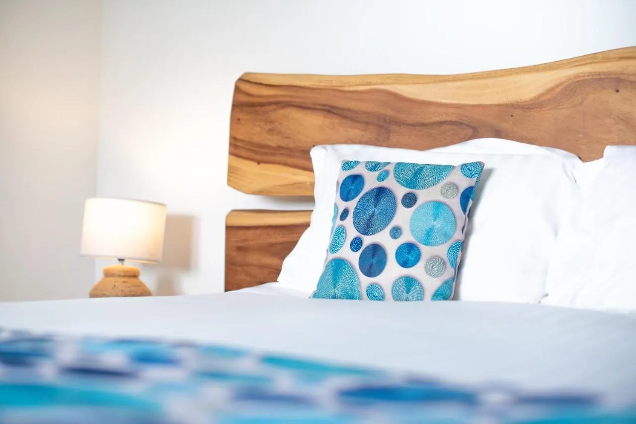 Domaine Bonheur Indigo Villa Le Moule Holiday home